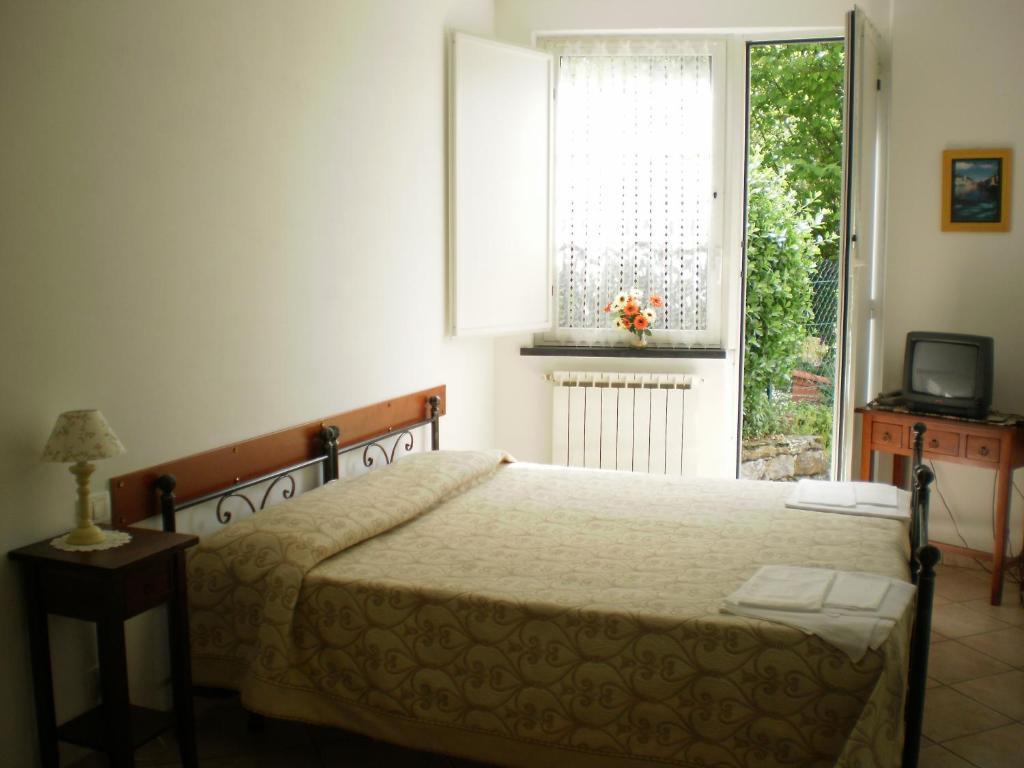 Hotel Paese Corvara Beverino Quarto foto